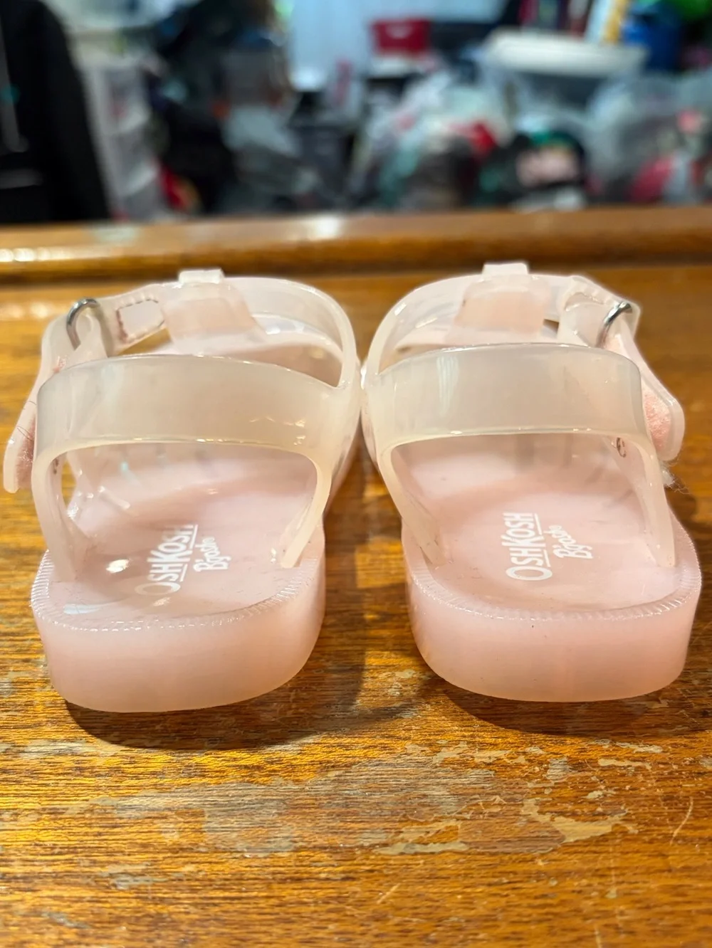 Kids osh kosh bgosh sandals size 8